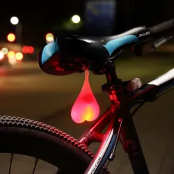 Feu arrière de vélo - LED - étanche - en forme de coeur
