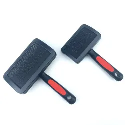 Brosse de toilettage pour animaux de compagnie avec aiguilles