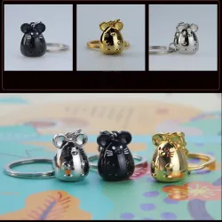 Porte-clés en métal avec une souris